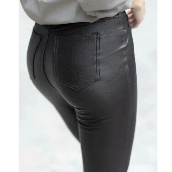 SPANX Leather-Like Skinny Ankle 5-Pocket Pant Women Medium Black Stretch Shaping - Picture 2 of 4